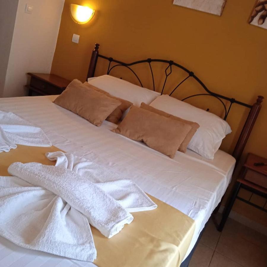 Apartament To Limanaki Finikounda Zewnętrze zdjęcie